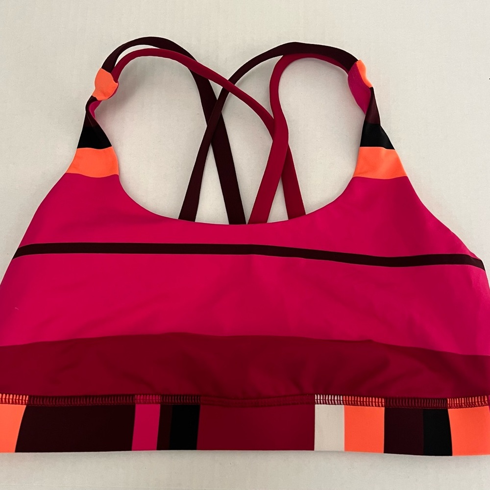 Lululemon sports bra, size 6
